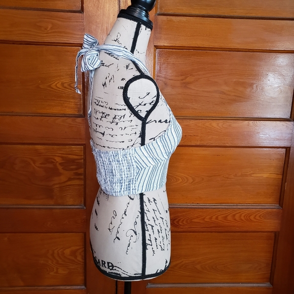 Halter Crop Top - Picture 2 of 6